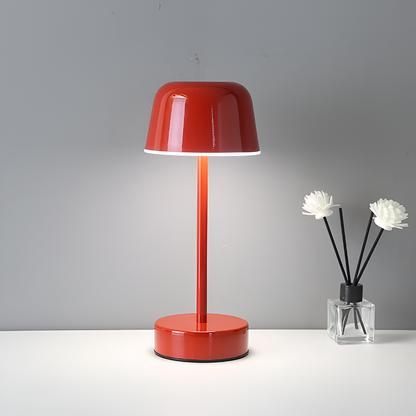 Cordless LED table lamp in retro design